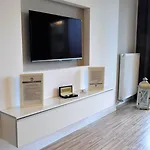 Homely Place Center فندق 3*