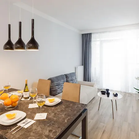 Homely Place Center 3* Poznań