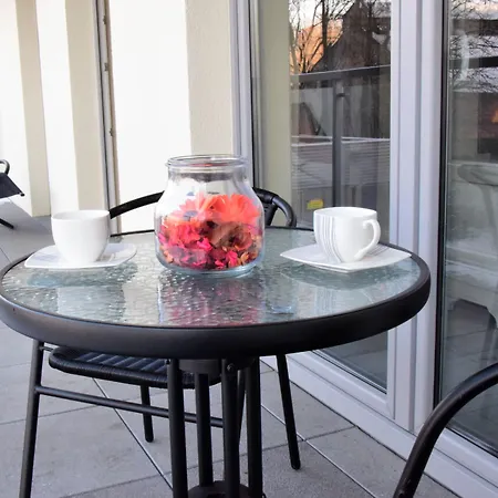 Hotell Homely Place Center 3*