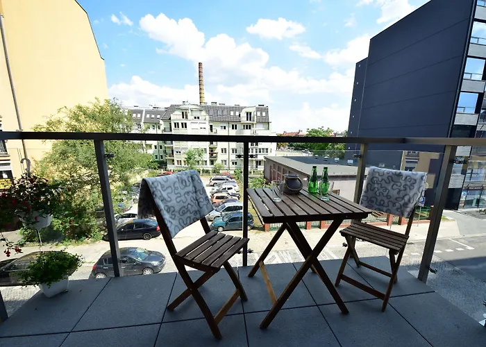 Homely Place Center 3*