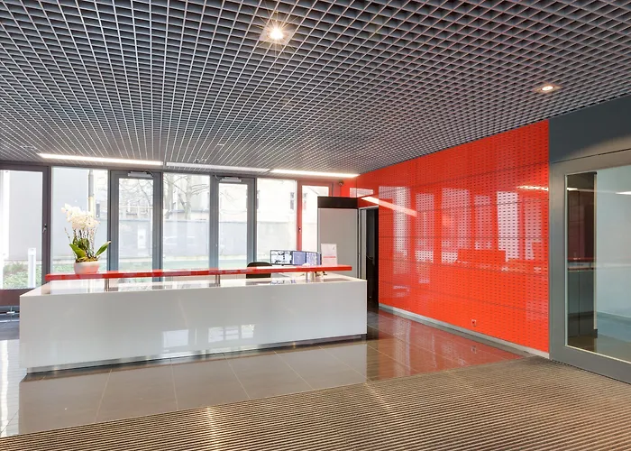 Homely Place Center Hotel 3*