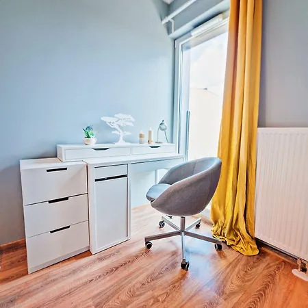 Hotel Homely Place Center 3*