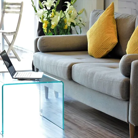호텔 Homely Place Center 포즈난