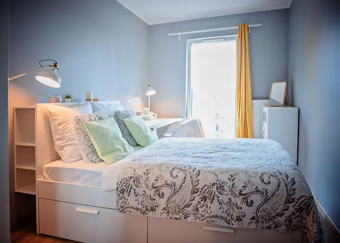 Homely Place Center Hotel 3*