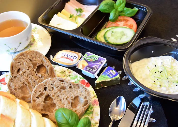 Hotel Homely Place Center 3*